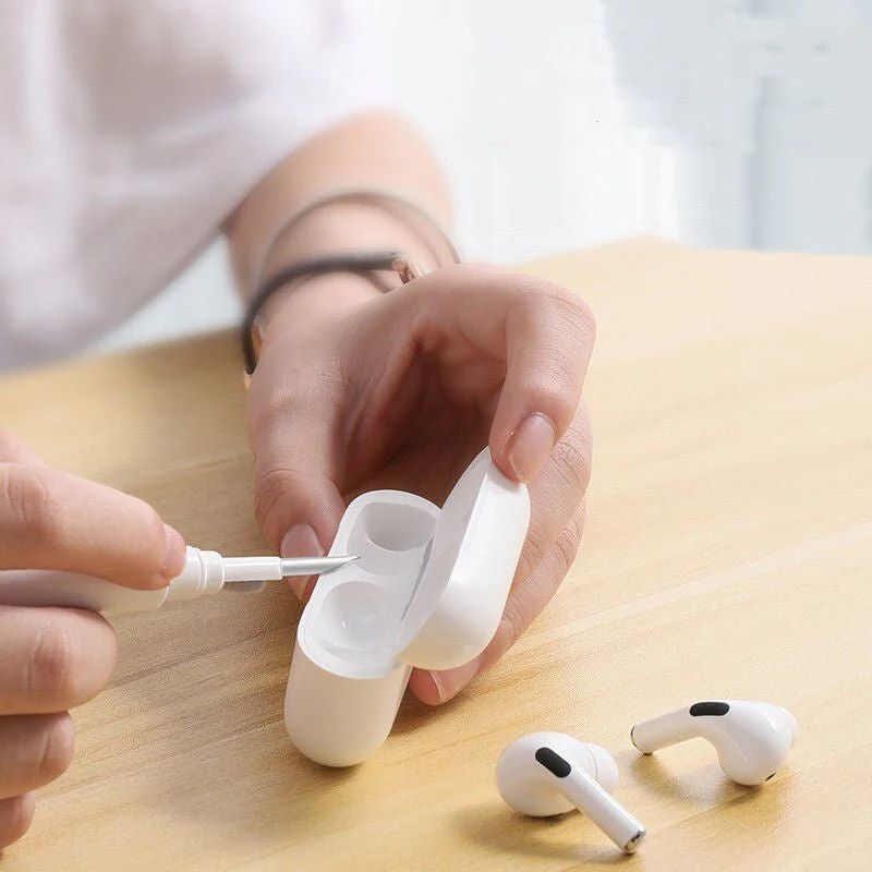 Earphone Cleaning Pen – Precision Dust Removal Tool for AirPods & Earbuds